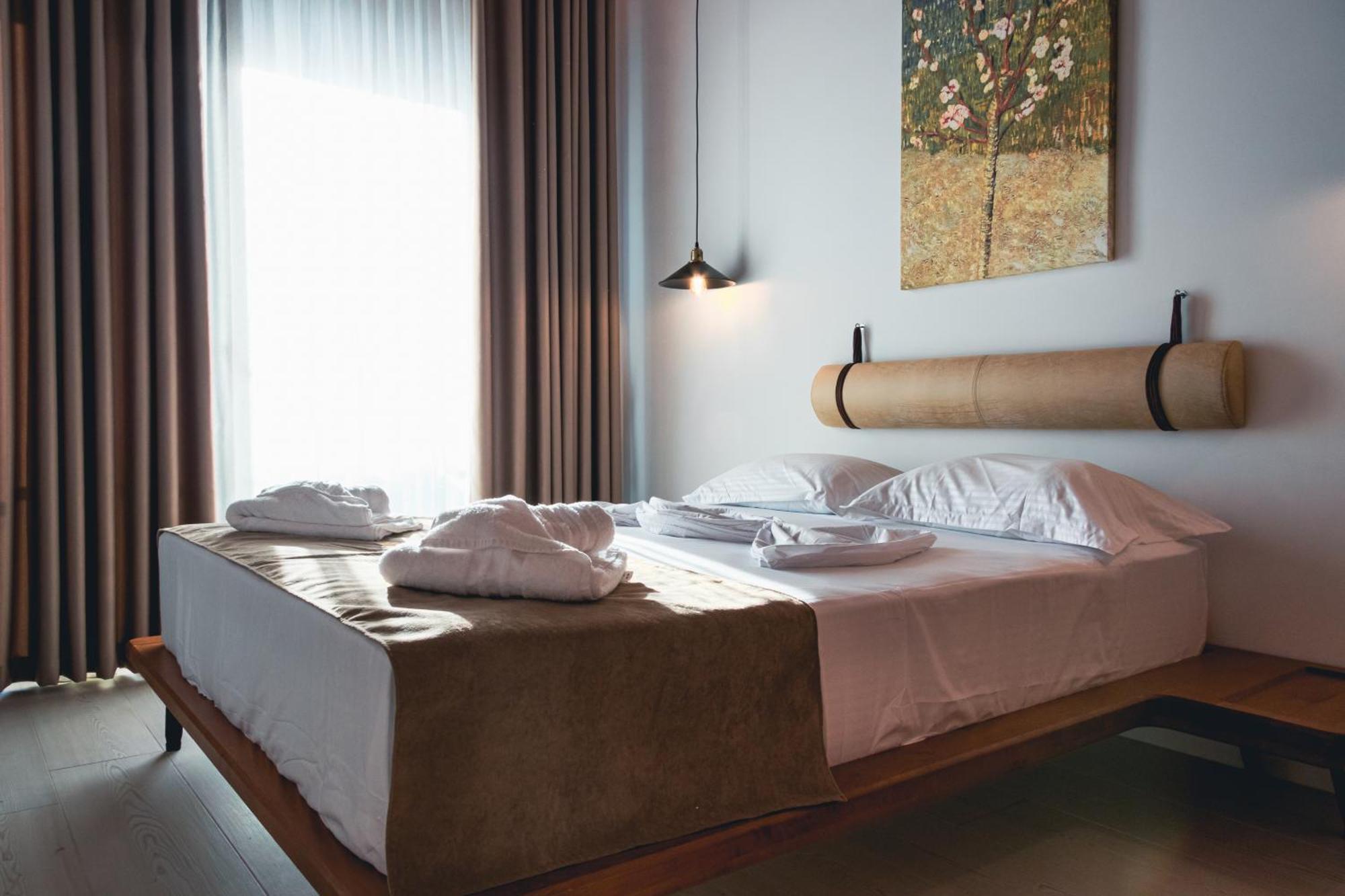 Kronos Hotel Koxhas Exteriör bild